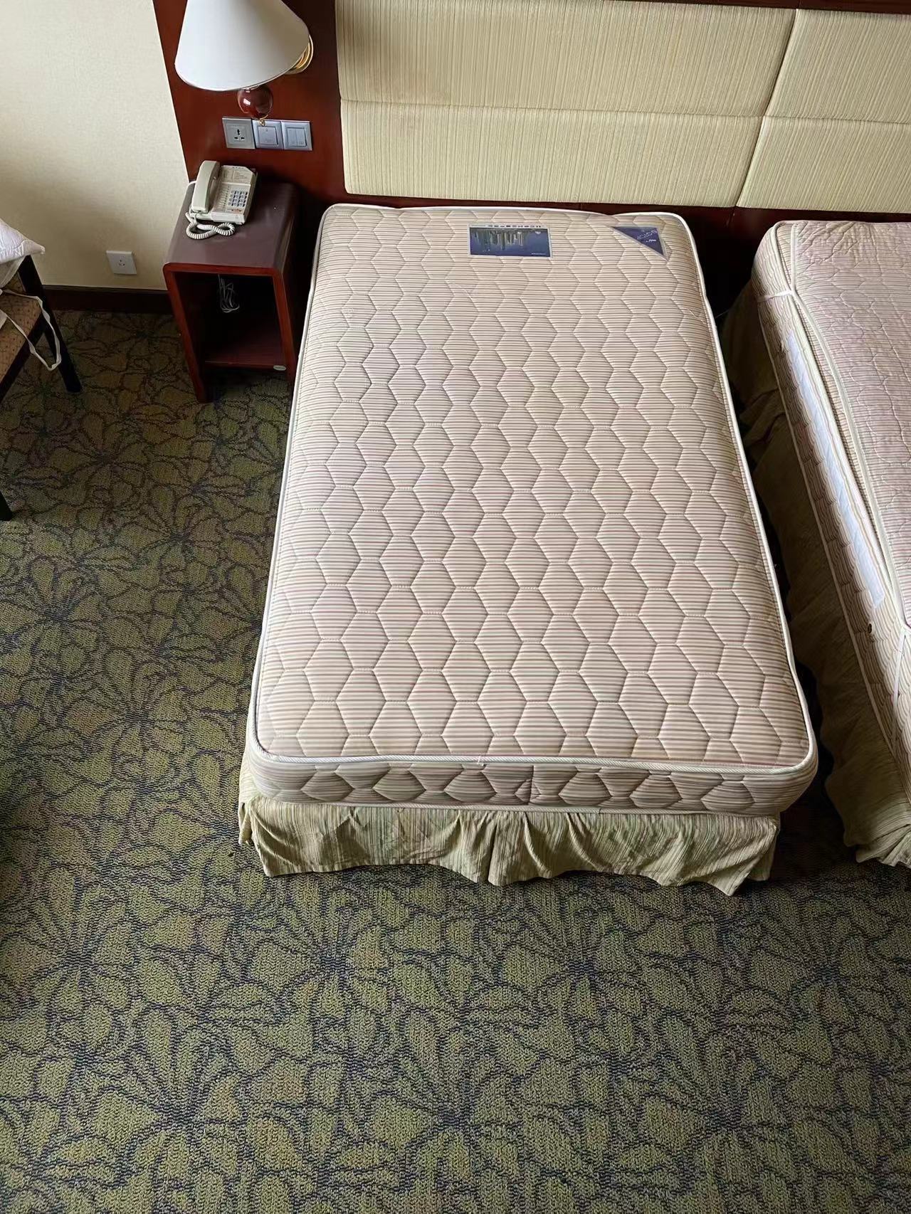 星級(jí)酒店床墊回收